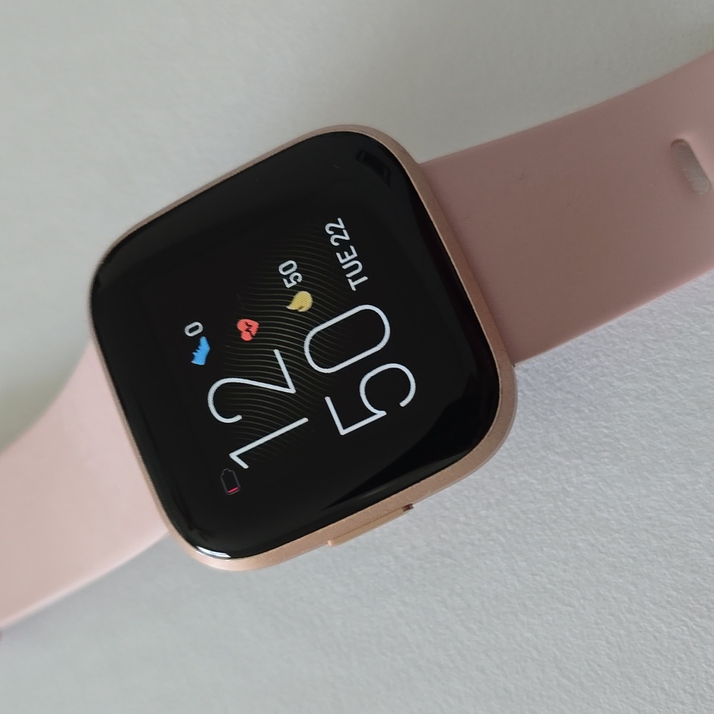 Fitbit Versa 2 - Picture 2 of 3